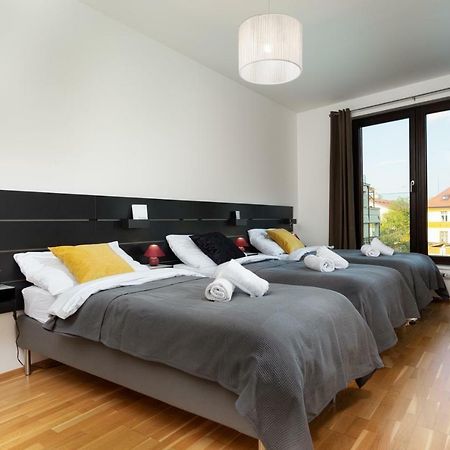Prague Days - Family 2Bdr Apt - Garage Parking - Balcony Ngoại thất bức ảnh