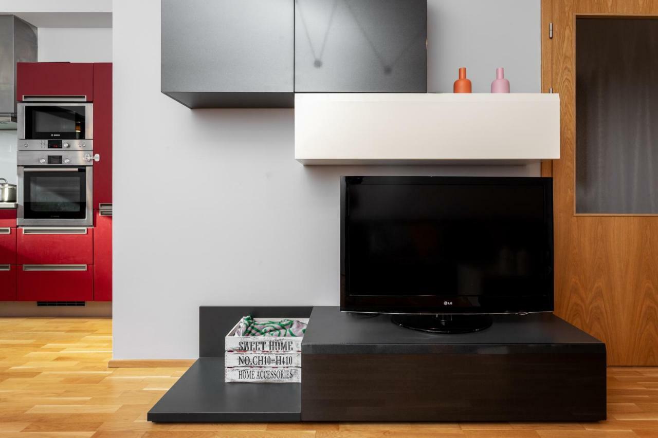 Prague Days - Family 2Bdr Apt - Garage Parking - Balcony Ngoại thất bức ảnh
